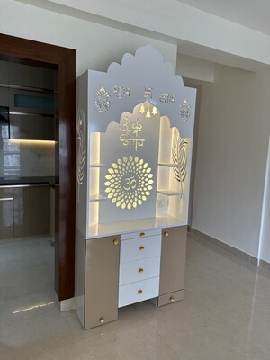 Building Lobby in 3 BHK Builder Floor at Parklands, Sector 85 – for Sale