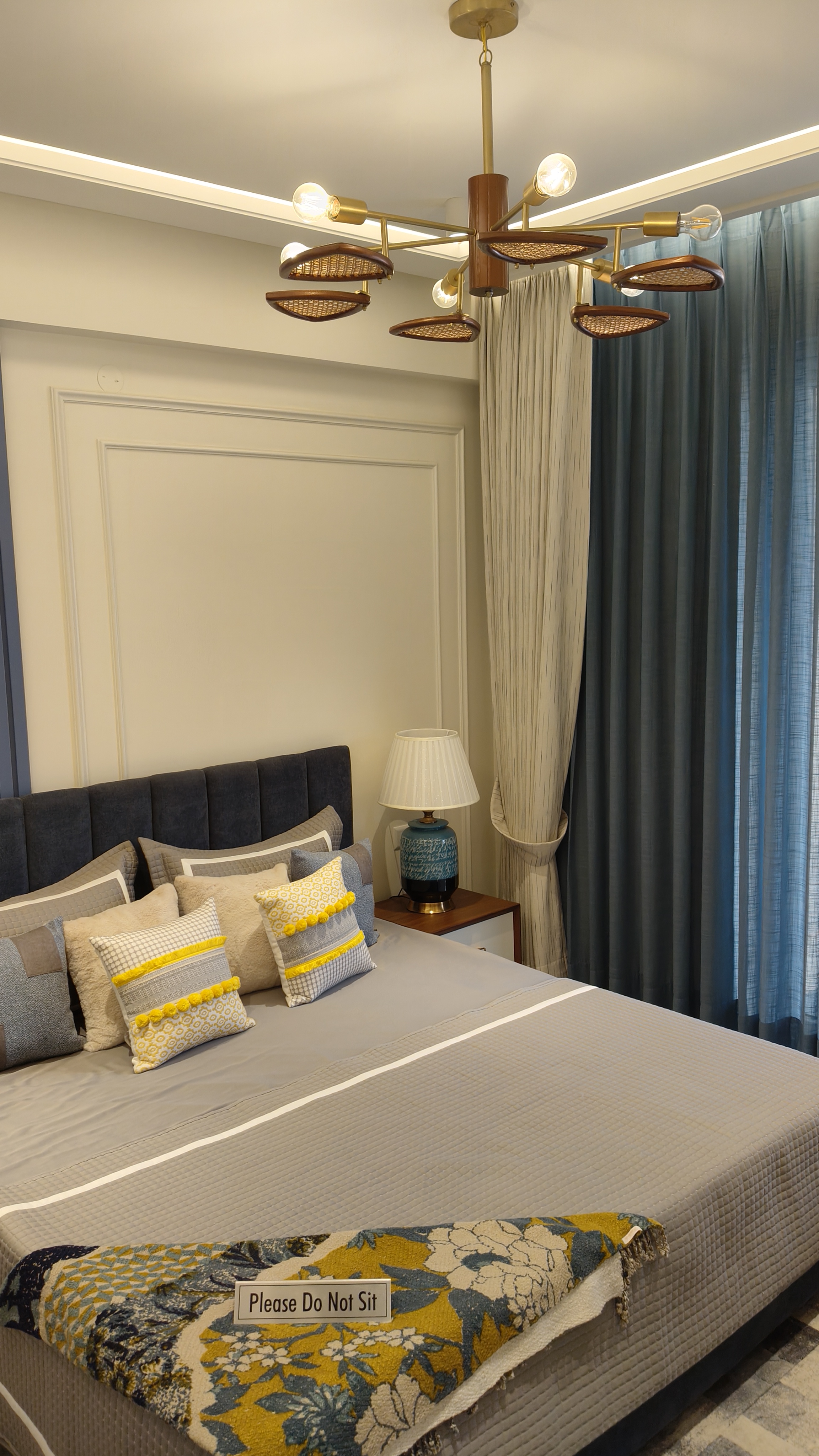 4 BHK + Pooja Room Penthouse For Sale in D R Estate