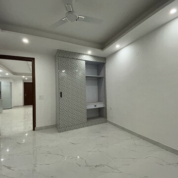 Room in 3 BHK Builder Floor at Freedom Fighters Enclave – for Sale