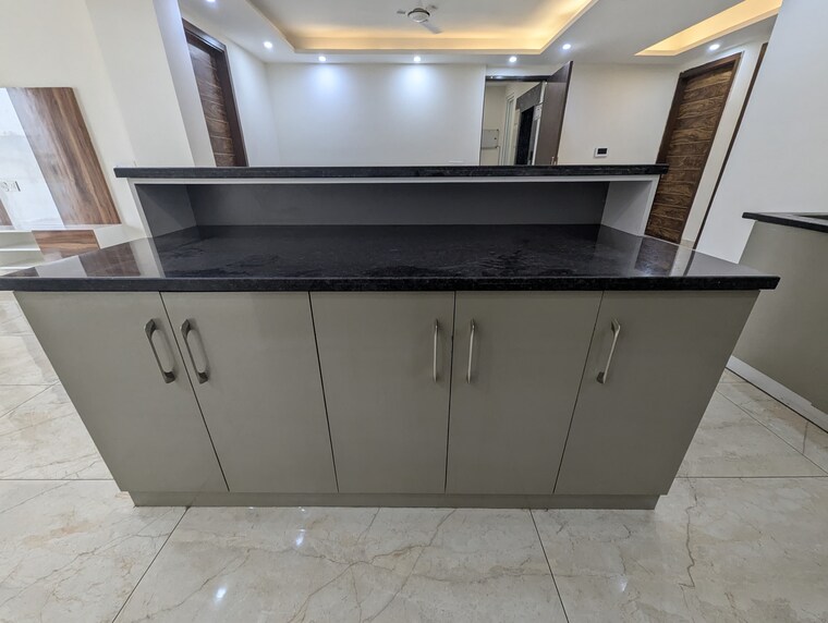 Kitchen, ardee-city 4 Bedroom 1800 Sq.Ft. Builder Floor In Sector 52 Gurgaon 8793396