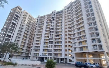 4 BHK Apartment For Sale in The East West Point, Sector 2