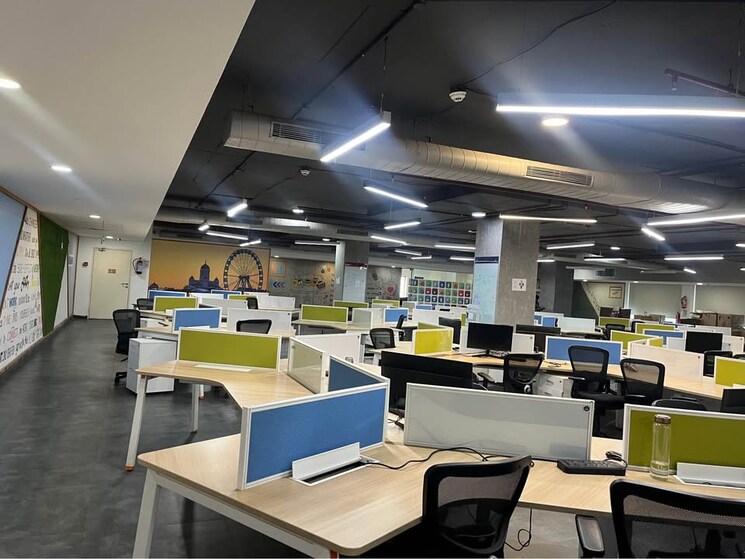 Team Area, scheme no 140 Commercial Office Space 3600 Sq.Ft. In Scheme No 140 Indore 8793397