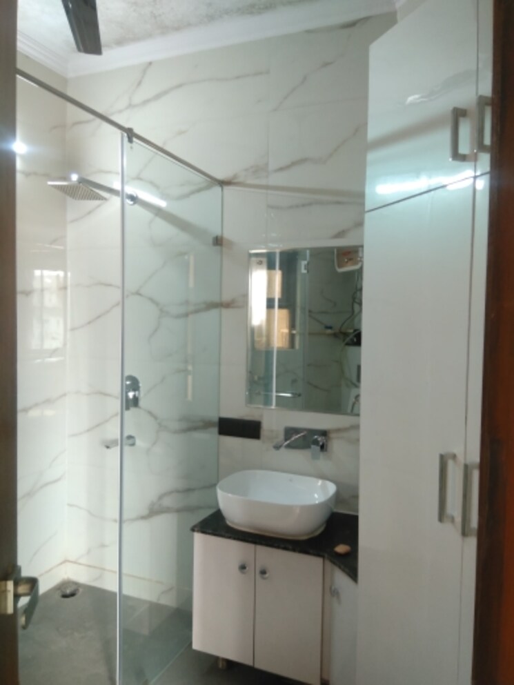 Bathroom, din-apartment 3 Bedroom 1800 Sq.Ft. Apartment In Sector 4 Dwarka Delhi 8793436