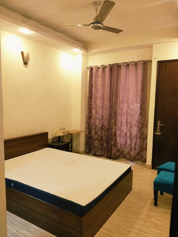 Bedroom in 3 BHK Builder Floor at SS Mayfield Gardens, Sector 51 – for Rent