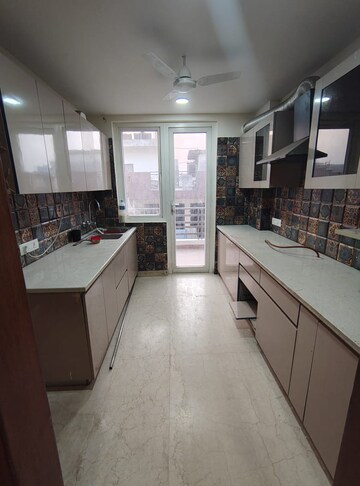 Kitchen in 3 BHK Builder Floor at Sector 45 – for Rent