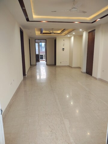 3 BHK Builder Floor For Rent in Sector 45