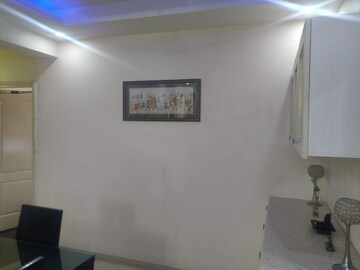 Room in 3 BHK Builder Floor at Unitech Arcadia, South City 2 – for Rent