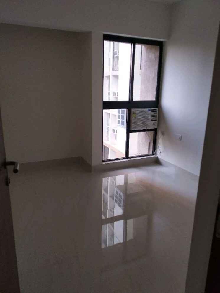 Kitchen, lodha-crown-kolshet 1 Bedroom 317 Sq.Ft. Apartment In Kolshet Road Thane 8793479