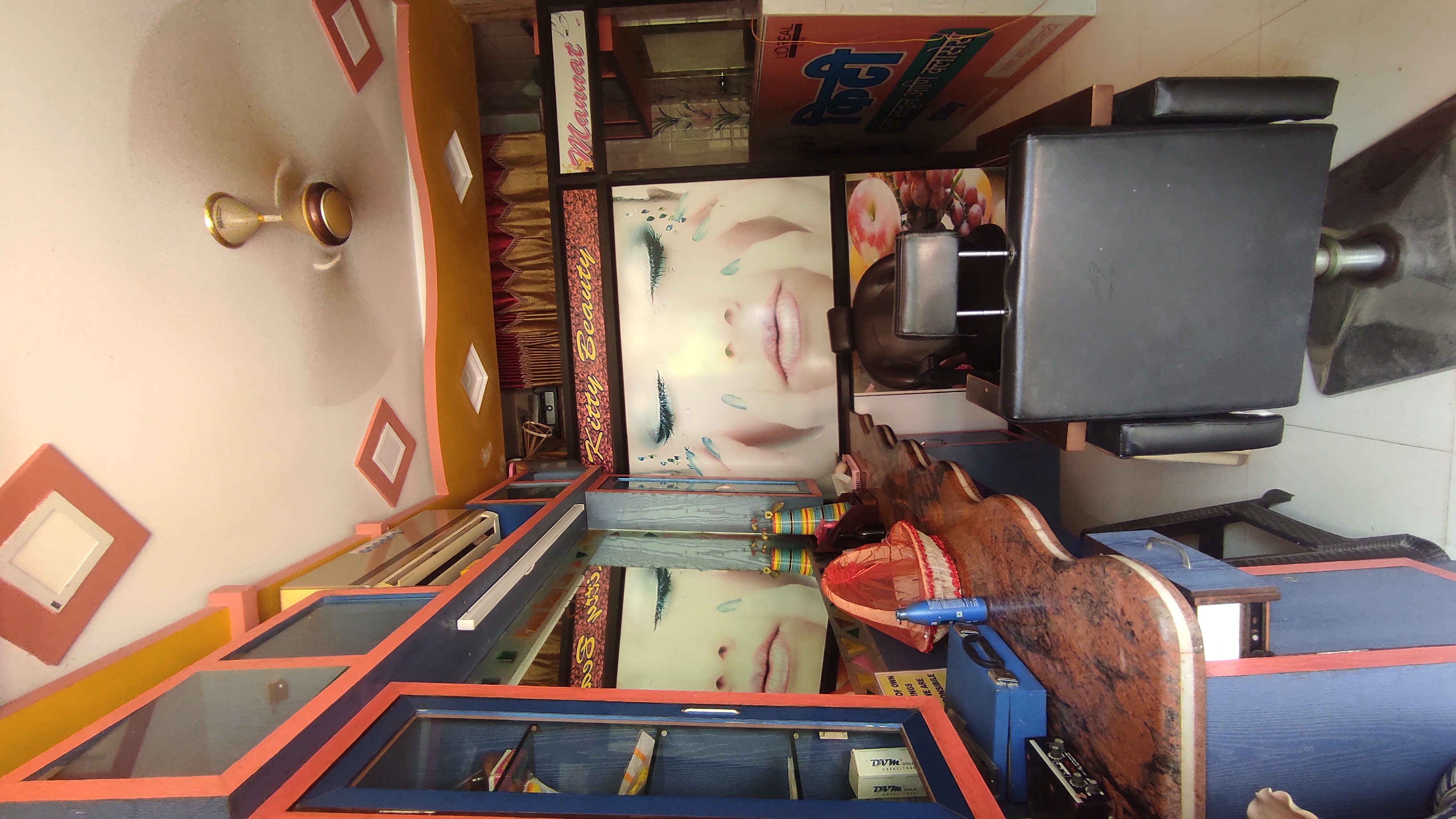 Retail Shop For Rent in Agarwal And Doshi Complex