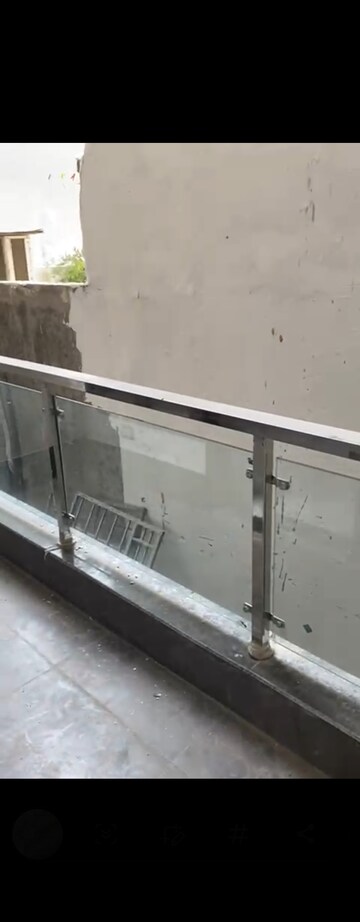 Furnished Amenities in 2 BHK Builder Floor at Chattarpur – for Rent