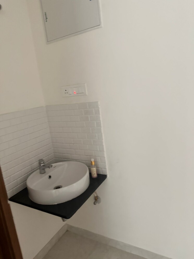 Bathroom, majestique-marbella-phase-1 3 Bedroom 1020 Sq.Ft. Apartment In Kharadi Pune 8793516