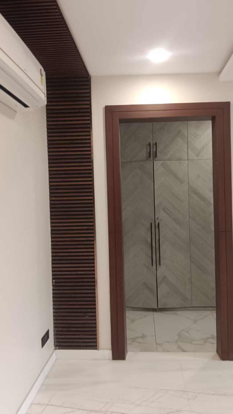 Bathroom, unitech-arcadia 4 Bedroom 3500 Sq.Ft. Builder Floor In South City 2 Gurgaon 8793517