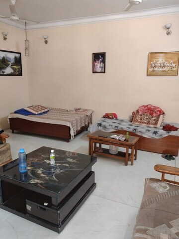 Living Room in 6+ BHK Independent House at Sector 55 – for Sale
