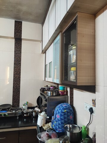 Furnished Amenities in 1 BHK Apartment at Velentine Tower, Goregaon East – for Rent