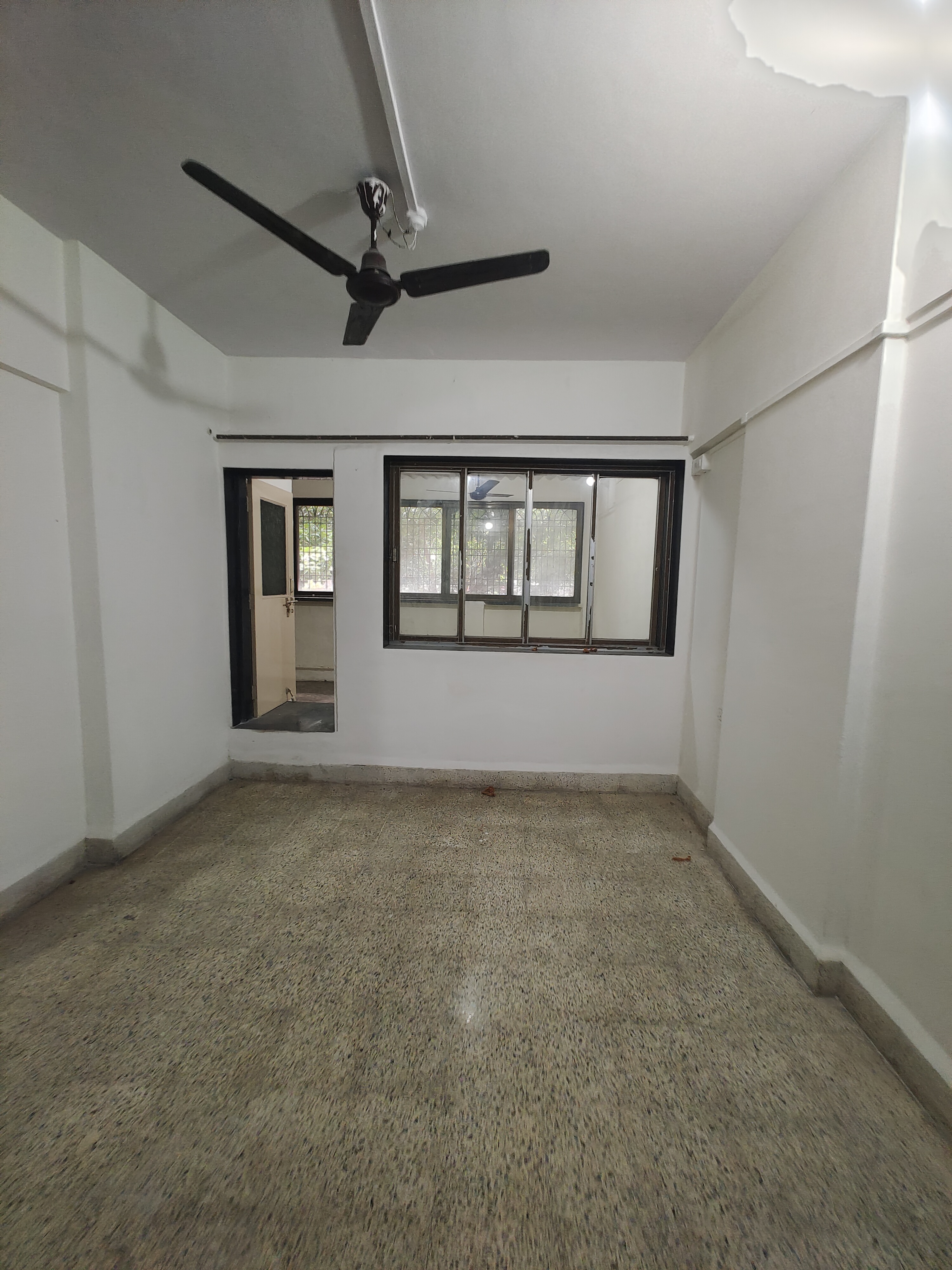 1 BHK + Extra Room Apartment For Sale in Tulsidham Complex