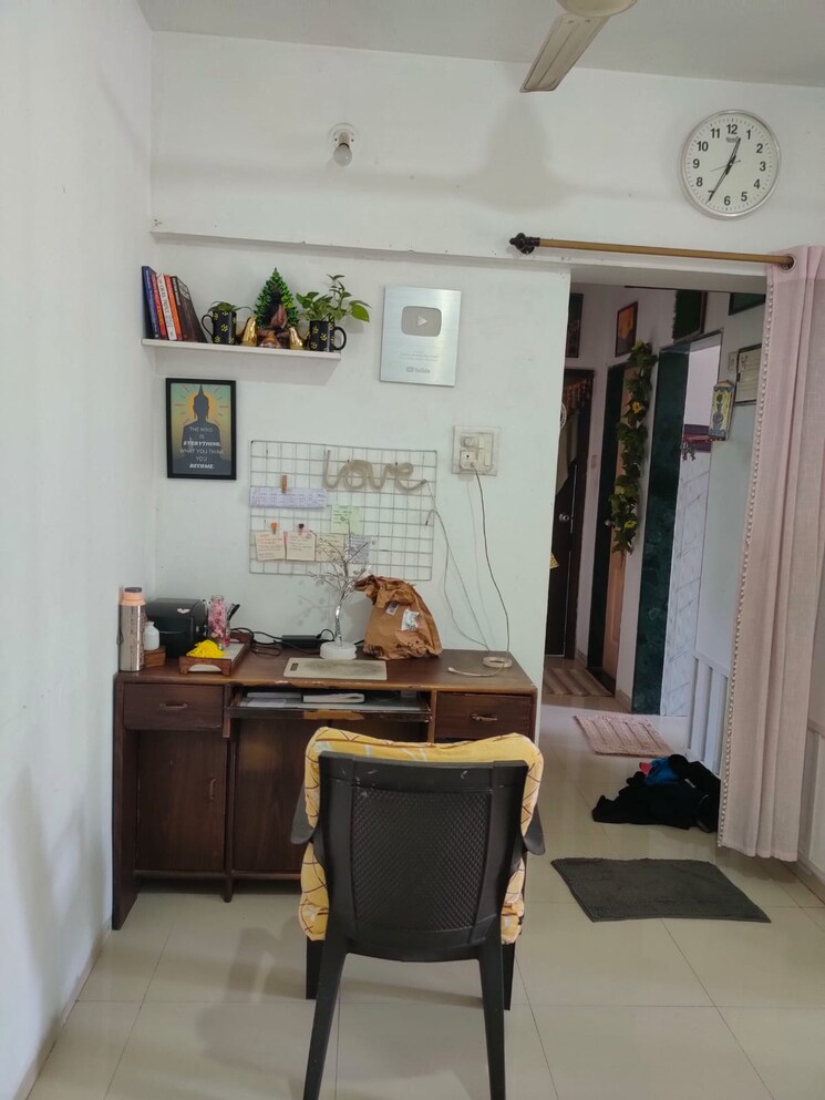 Master Bedroom, everest-world-gardenia 1.5 Bedroom 526 Sq.Ft. Apartment In Dhokali Thane 8793554