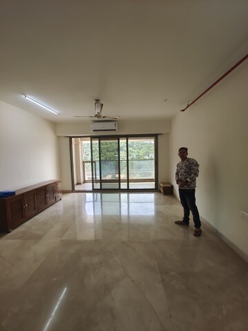 Room in 3.5 BHK Apartment at Bhimjyani Verraton, Manpada – for Rent