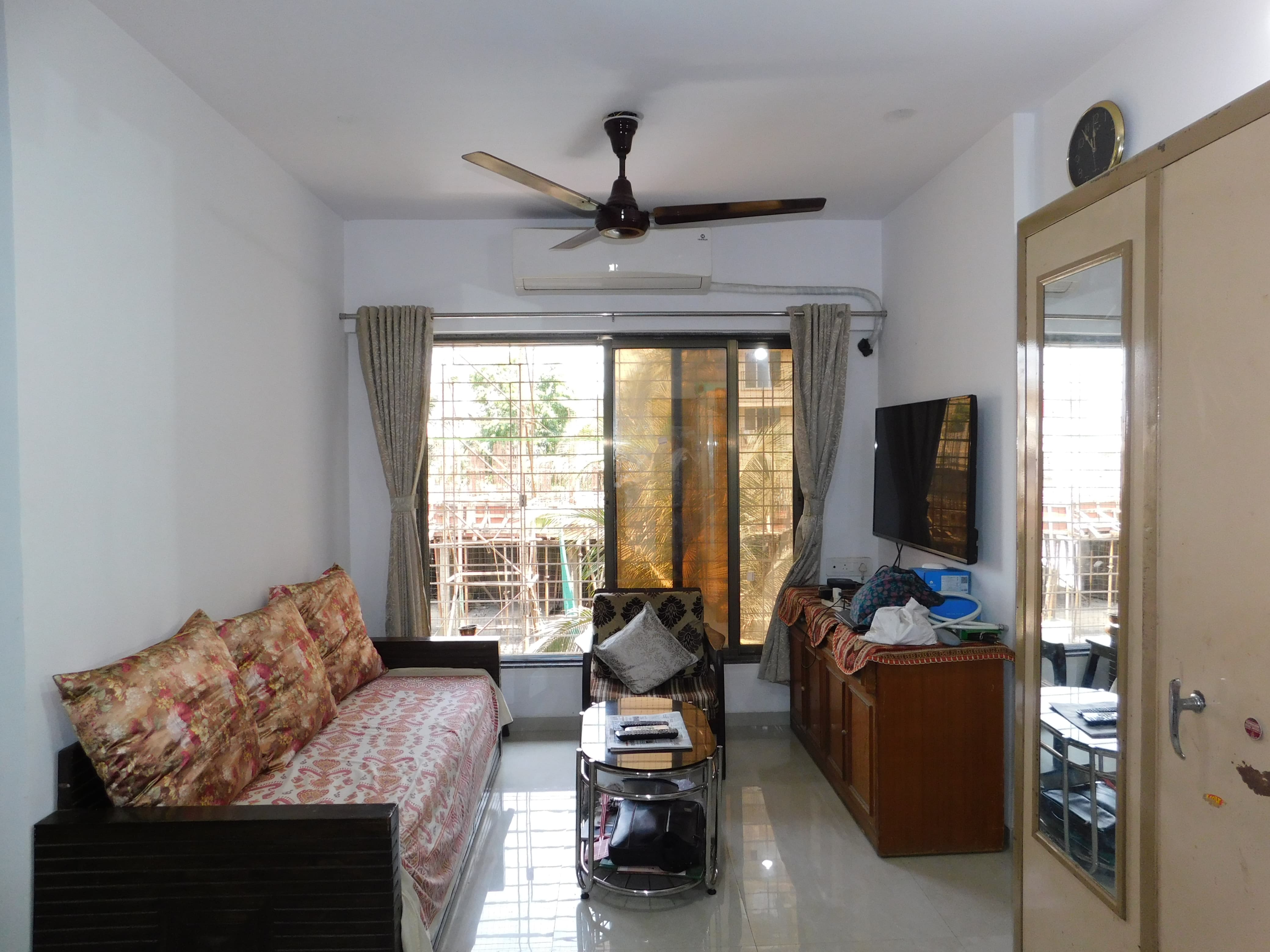 1 BHK Apartment For Sale in Western Rakhi Tower