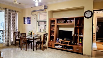 2 BHK Apartment For Rent in Hiranandani Meadows, Manpada