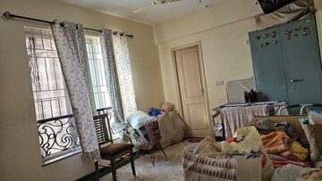 Living Room in 2 BHK Apartment at Hiranandani Meadows, Manpada – for Rent