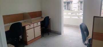Room in  Office Space at Hindustan Park – for Rent