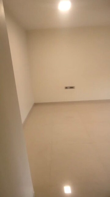 Bedroom in 2 BHK Apartment at RNA Continental, Chembur – for Rent