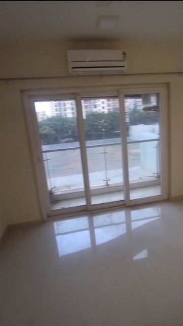 Bedroom in 2 BHK Apartment at RNA Continental, Chembur – for Rent