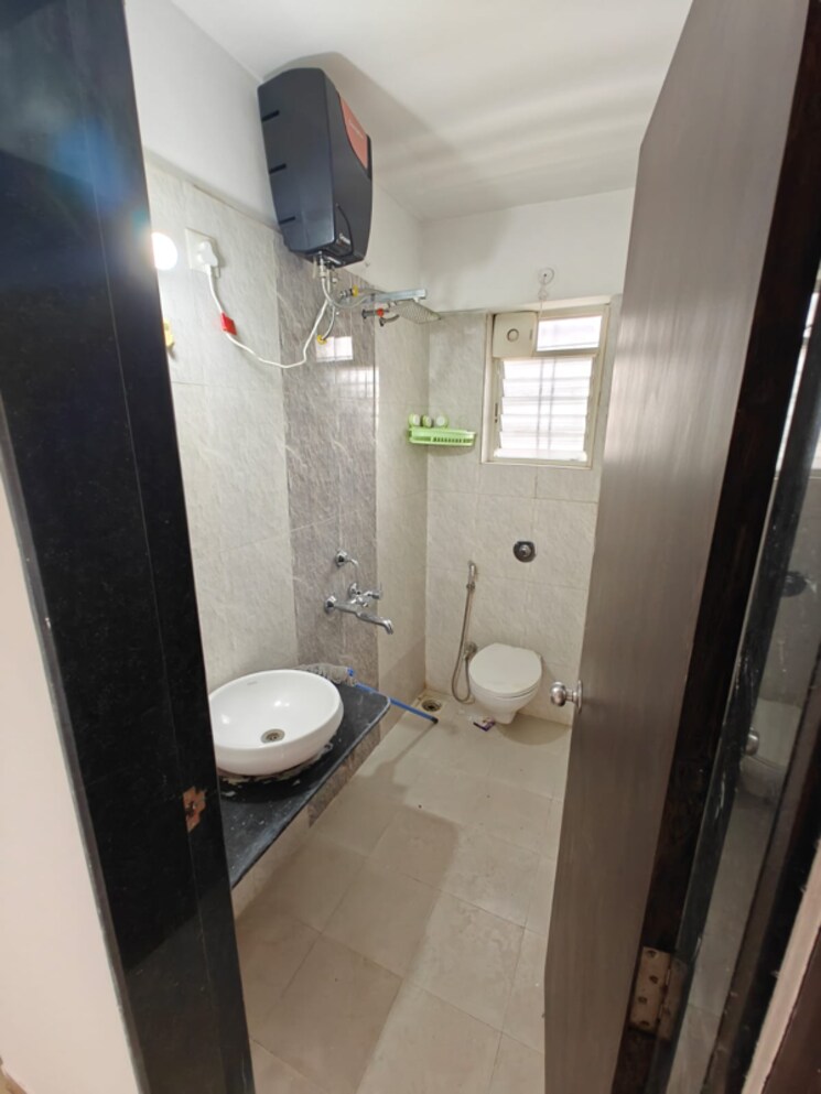 Bathroom, matrix-alfa-1 2 Bedroom 926 Sq.Ft. Apartment In Kharadi Pune 8793701