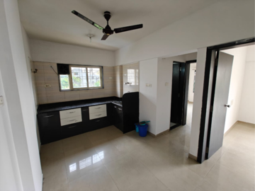 Room in 2 BHK Apartment at Matrix Alfa 1, Kharadi – for Rent