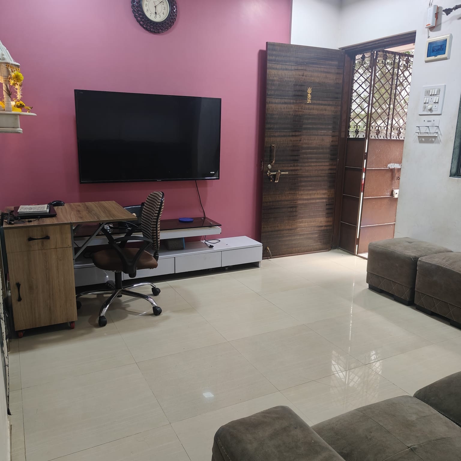 2 BHK Apartment For Rent in K Raheja Heights