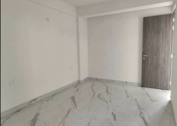 Room in 3.5 BHK Builder Floor at M3M Soulitude, Sector 89 – for Sale