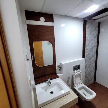 Bathroom in 3 BHK Apartment at Mantri Pinnacle, Hulimavu – for Rent