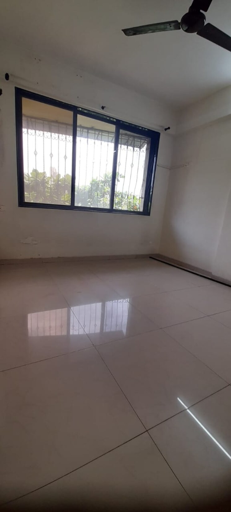 Room, riddhi-gardens-chs 1 Bedroom 430 Sq.Ft. Apartment In Malad East Mumbai 8793741