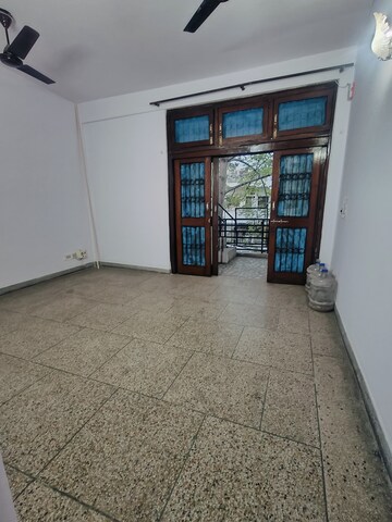 Room in 2 BHK Builder Floor at Malviya Nagar – for Rent