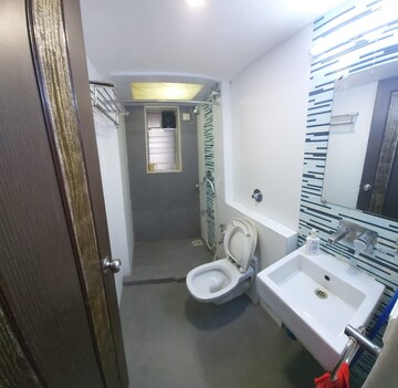 Bathroom in 2.5 BHK Apartment at Gundecha Symphony, Andheri West – for Rent