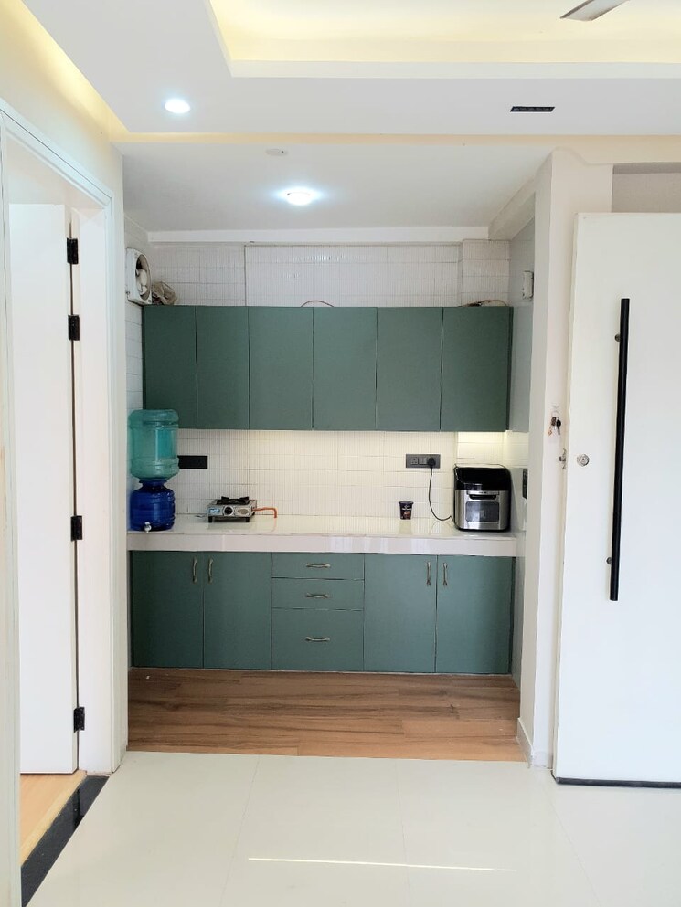 Bathroom, khirki extension 1.5 Bedroom 100 Sq.Yd. Builder Floor In Khirki Extension Delhi 8793754