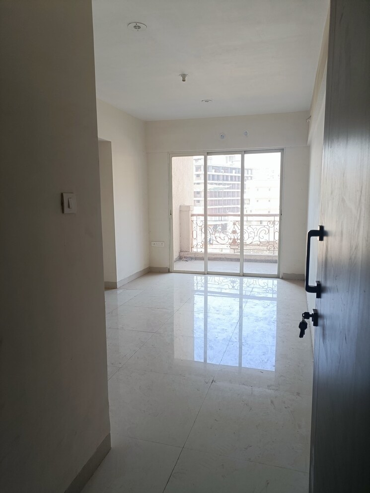 Room, tharwani-akashat 1 Bedroom 450 Sq.Ft. Apartment In Titwala Thane 8793762