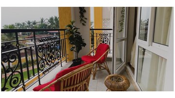 Balcony in 3.5 BHK Apartment at Dona Paula – for Rent
