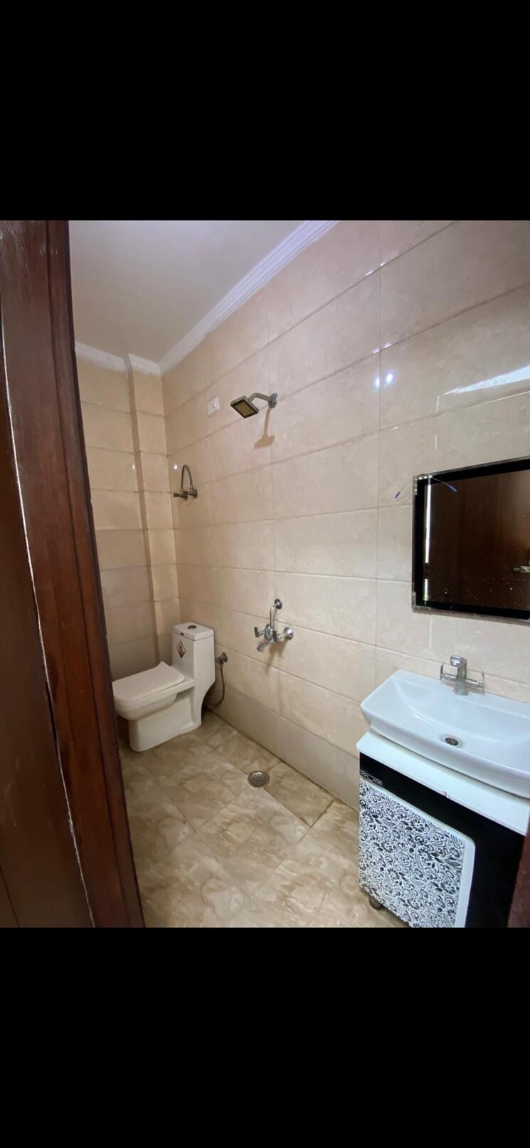 Bathroom, vasundhara sector 5 2 Bedroom 1250 Sq.Ft. Builder Floor In Vasundhara Sector 5 Ghaziabad 8793801