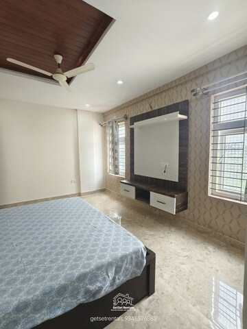 Bedroom in 3 BHK Builder Floor at Kasavanahalli – for Rent