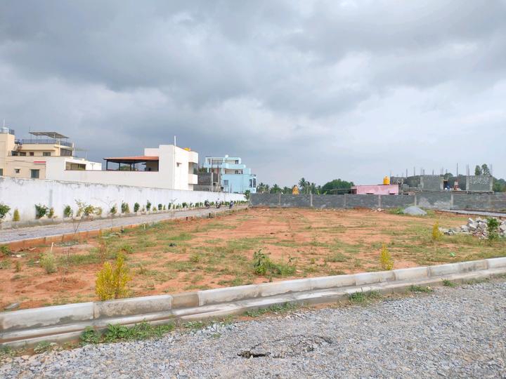 Plot For Sale in Victory Ace