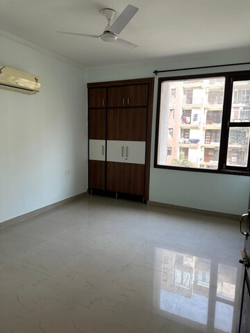 2 BHK Apartment For Rent in Maya Garden City, Lohgarh