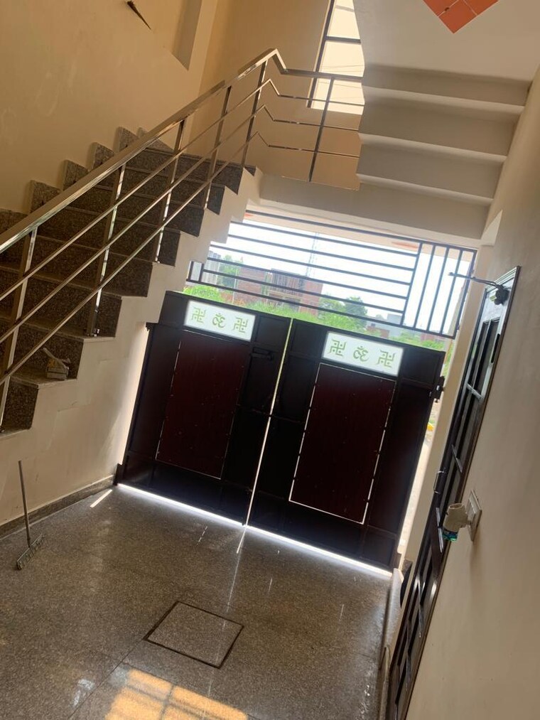 undefined, modipuram 4 Bedroom 120 Sq.Yd. Independent House In Modipuram Meerut 8793818