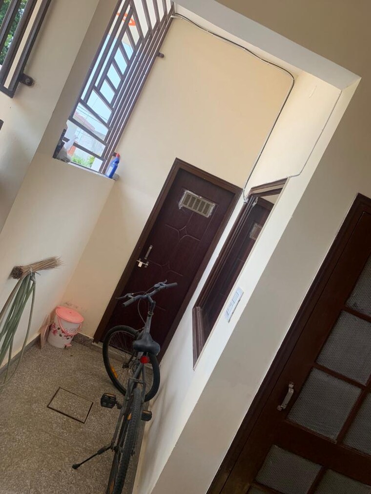 Balcony, modipuram 4 Bedroom 120 Sq.Yd. Independent House In Modipuram Meerut 8793818