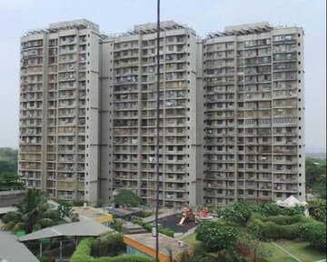 2 BHK Apartment – Exterior View View at Everest World Tulip, Kolshet Road - for Rent