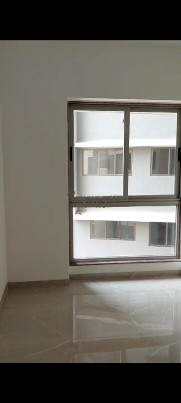 2 BHK Apartment For Rent in Veena Smart Homes, Kandivali West