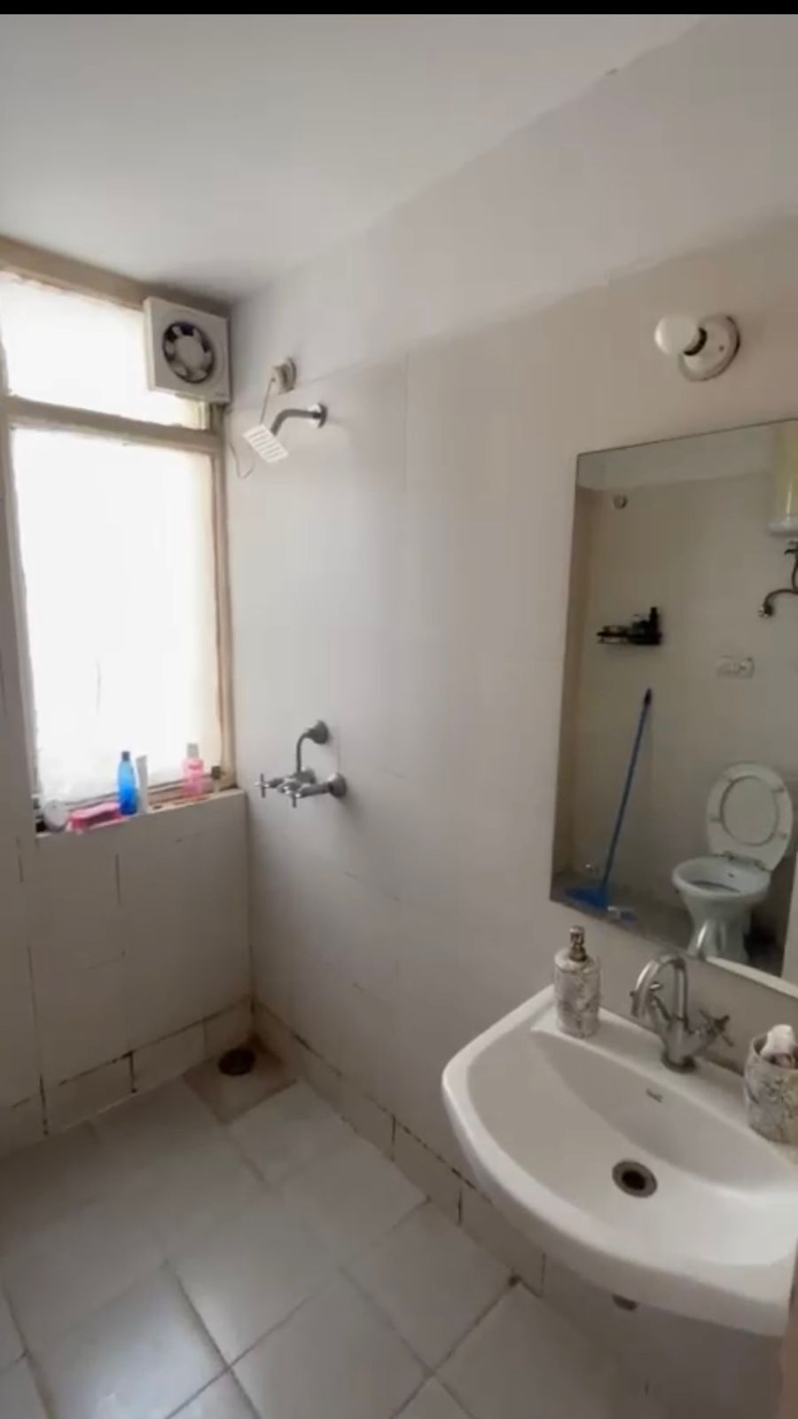 3 BHK + Study Room Apartment For Rent in Tulip White