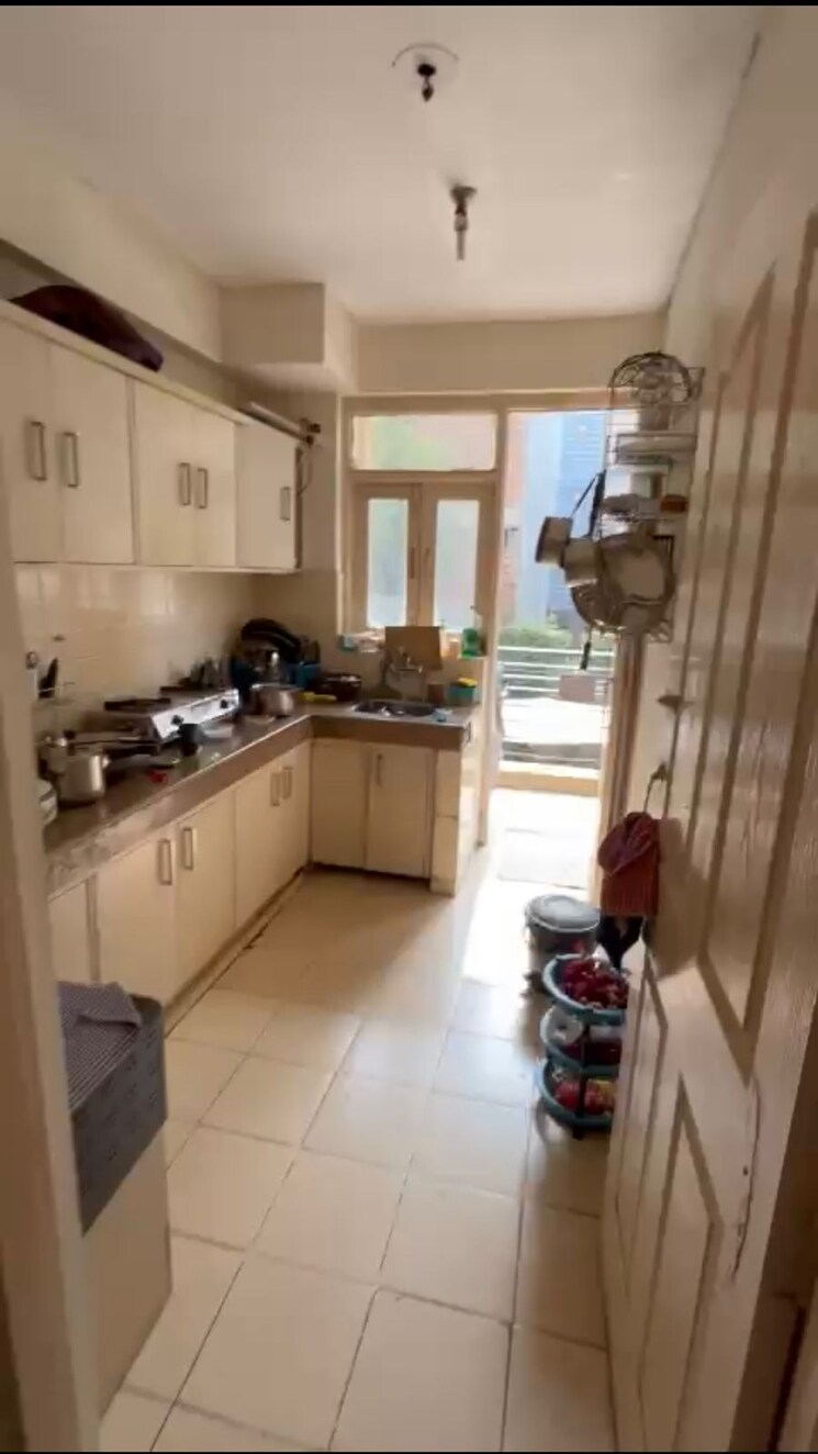 Kitchen, tulip-white 3 Bedroom 1326 Sq.Ft. Apartment In Sector 69 Gurgaon 8793901