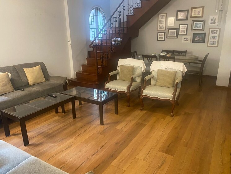Living Room, khar west 4 Bedroom 2100 Sq.Ft. Villa In Khar West Mumbai 8793905