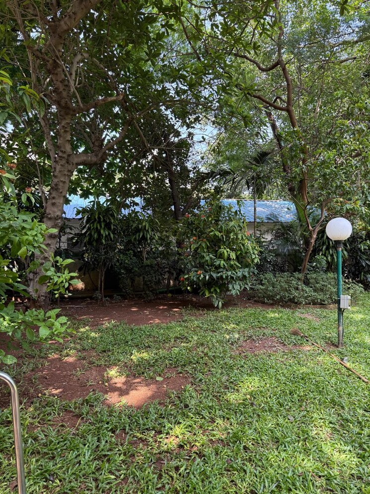 Garden, harbour-heights 1 Bedroom 644 Sq.Ft. Apartment In Colaba Mumbai 8793895